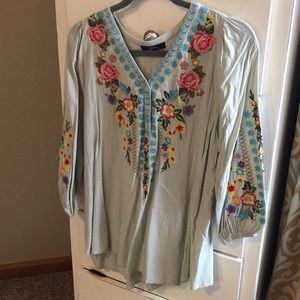 Boutique tunic